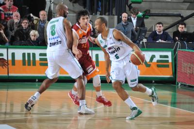 TREVISO 27 02 2011 LBA, CAMPIONATO 2010-2011 BENETTON TREVISO BASKET - LOTTOMATICA ROMA