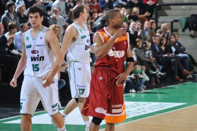 TREVISO 27 02 2011 LBA, CAMPIONATO 2010-2011 BENETTON TREVISO BASKET - LOTTOMATICA ROMA
