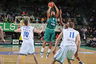 TREVISO 01 03 2011 EUROCUP  2010-2011 BENETTON BASKET - CAJASOL