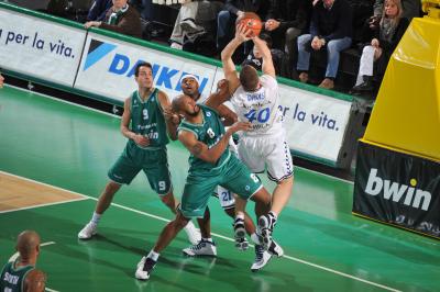 TREVISO 01 03 2011 EUROCUP  2010-2011 BENETTON BASKET - CAJASOL