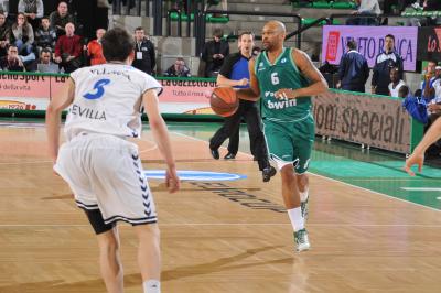 TREVISO 01 03 2011 EUROCUP  2010-2011 BENETTON BASKET - CAJASOL