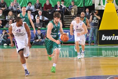 TREVISO 30 03 2011 EUROCUP  2010-2011 BENETTON BASKET - GOETTINGER