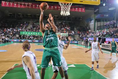 TREVISO 30 03 2011 EUROCUP  2010-2011 BENETTON BASKET - GOETTINGER