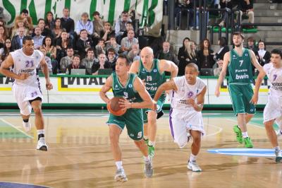 TREVISO 30 03 2011 EUROCUP  2010-2011 BENETTON BASKET - GOETTINGER