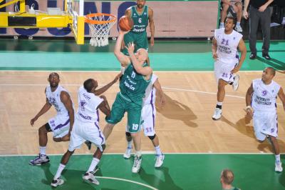 TREVISO 30 03 2011 EUROCUP  2010-2011 BENETTON BASKET - GOETTINGER