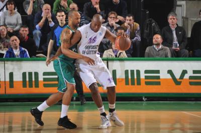 TREVISO 30 03 2011 EUROCUP  2010-2011 BENETTON BASKET - GOETTINGER
