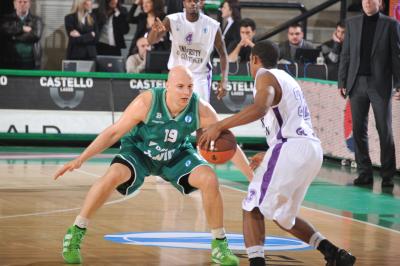 TREVISO 30 03 2011 EUROCUP  2010-2011 BENETTON BASKET - GOETTINGER