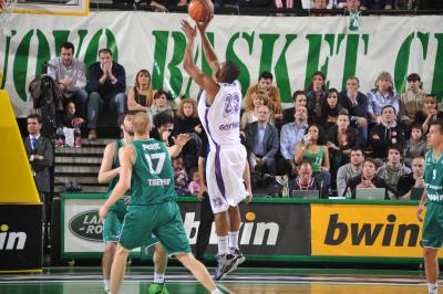 TREVISO 30 03 2011 EUROCUP  2010-2011 BENETTON BASKET - GOETTINGER