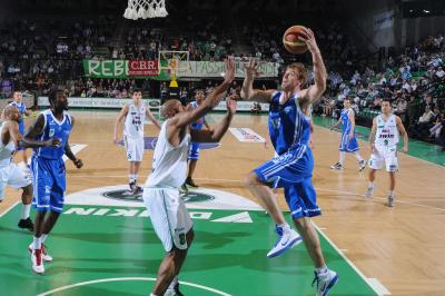 TREVISO 09 04 2011 LBA, CAMPIONATO 2010-2011 BENETTON TREVISO BASKET - DINAMO SASSARI