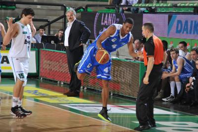 TREVISO 09 04 2011 LBA, CAMPIONATO 2010-2011 BENETTON TREVISO BASKET - DINAMO SASSARI
