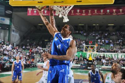 TREVISO 09 04 2011 LBA, CAMPIONATO 2010-2011 BENETTON TREVISO BASKET - DINAMO SASSARI
