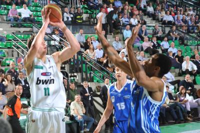 TREVISO 09 04 2011 LBA, CAMPIONATO 2010-2011 BENETTON TREVISO BASKET - DINAMO SASSARI