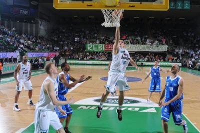 TREVISO 09 04 2011 LBA, CAMPIONATO 2010-2011 BENETTON TREVISO BASKET - DINAMO SASSARI