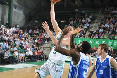 TREVISO 09 04 2011 LBA, CAMPIONATO 2010-2011 BENETTON TREVISO BASKET - DINAMO SASSARI