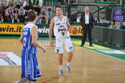 TREVISO 09 04 2011 LBA, CAMPIONATO 2010-2011 BENETTON TREVISO BASKET - DINAMO SASSARI