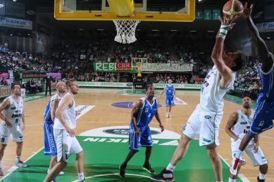TREVISO 09 04 2011 LBA, CAMPIONATO 2010-2011 BENETTON TREVISO BASKET - DINAMO SASSARI