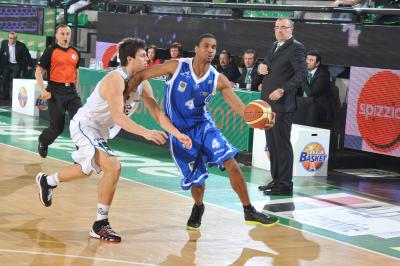 TREVISO 09 04 2011 LBA, CAMPIONATO 2010-2011 BENETTON TREVISO BASKET - DINAMO SASSARI