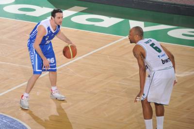 TREVISO 09 04 2011 LBA, CAMPIONATO 2010-2011 BENETTON TREVISO BASKET - DINAMO SASSARI