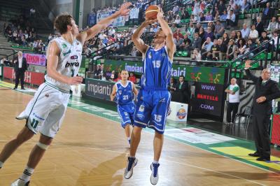 TREVISO 09 04 2011 LBA, CAMPIONATO 2010-2011 BENETTON TREVISO BASKET - DINAMO SASSARI
