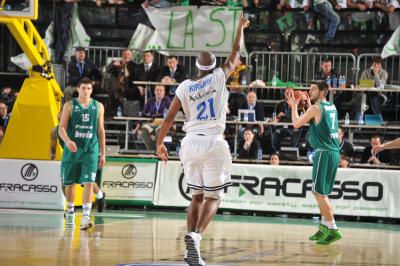 TREVISO 16 04 2011 EUROCUP  2010-2011 BENETTON BASKET - CAJASOL SEVILLA