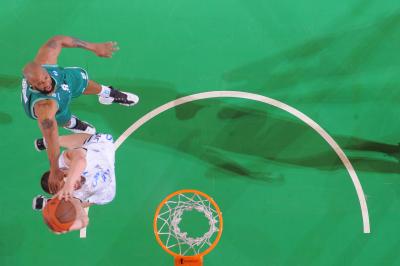 TREVISO 16 04 2011 EUROCUP  2010-2011 BENETTON BASKET - CAJASOL SEVILLA