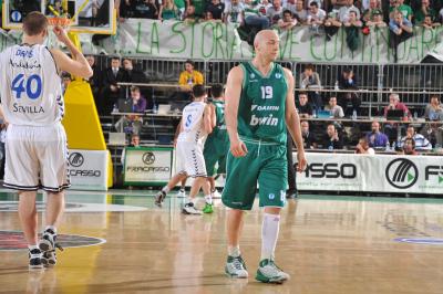 TREVISO 16 04 2011 EUROCUP  2010-2011 BENETTON BASKET - CAJASOL SEVILLA