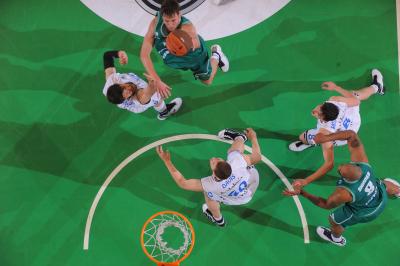 TREVISO 16 04 2011 EUROCUP  2010-2011 BENETTON BASKET - CAJASOL SEVILLA