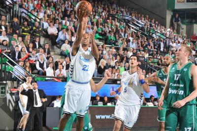 TREVISO 16 04 2011 EUROCUP  2010-2011 BENETTON BASKET - CAJASOL SEVILLA