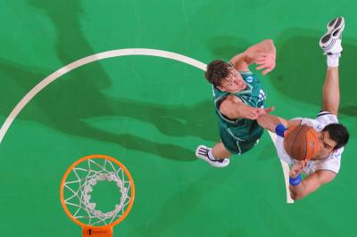 TREVISO 16 04 2011 EUROCUP  2010-2011 BENETTON BASKET - CAJASOL SEVILLA