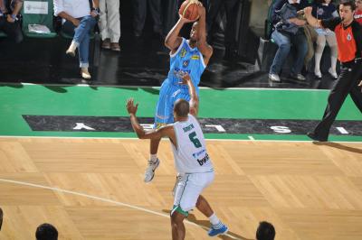 TREVISO 23 04 2011 LBA, CAMPIONATO 2010-2011 BENETTON TREVISO BASKET - CREMONA