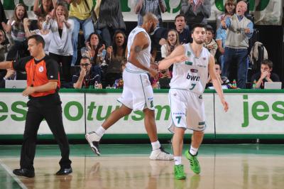 TREVISO 23 04 2011 LBA, CAMPIONATO 2010-2011 BENETTON TREVISO BASKET - CREMONA