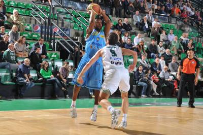TREVISO 23 04 2011 LBA, CAMPIONATO 2010-2011 BENETTON TREVISO BASKET - CREMONA