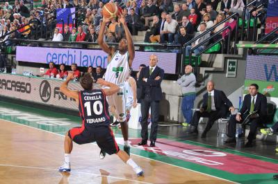 TREVISO 16 10 2011 LBA, CAMPIONATO 2011-2012 BENETTON TREVISO BASKET - TERAMO