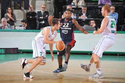 TREVISO 16 10 2011 LBA, CAMPIONATO 2011-2012 BENETTON TREVISO BASKET - TERAMO