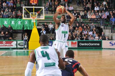 TREVISO 16 10 2011 LBA, CAMPIONATO 2011-2012 BENETTON TREVISO BASKET - TERAMO
