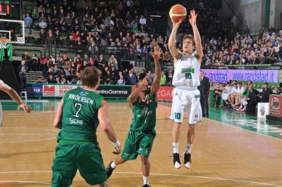TREVISO 30 11 2011 LBA, CAMPIONATO 2011-2012 BENETTON TREVISO BASKET - MONTEPASCHI SIENA