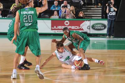 TREVISO 30 11 2011 LBA, CAMPIONATO 2011-2012 BENETTON TREVISO BASKET - MONTEPASCHI SIENA