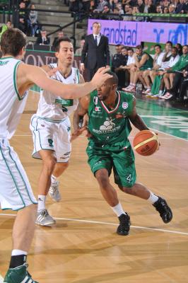 TREVISO 30 11 2011 LBA, CAMPIONATO 2011-2012 BENETTON TREVISO BASKET - MONTEPASCHI SIENA