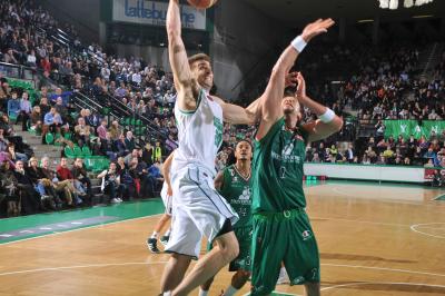 TREVISO 30 11 2011 LBA, CAMPIONATO 2011-2012 BENETTON TREVISO BASKET - MONTEPASCHI SIENA
