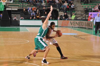 TREVISO 06 12 2011 EUROCUP  2011-2012 BENETTON BASKET - ZAGABRIA