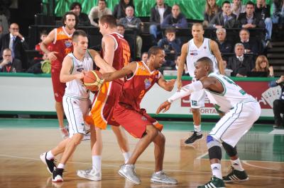 TREVISO 10 12 2011 LBA, CAMPIONATO 2011-2012 BENETTON TREVISO BASKET - LOTTOMATICA ROMA