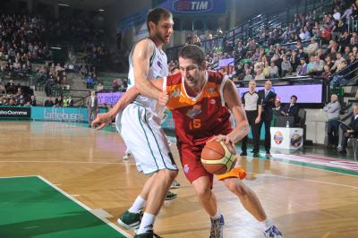 TREVISO 10 12 2011 LBA, CAMPIONATO 2011-2012 BENETTON TREVISO BASKET - LOTTOMATICA ROMA