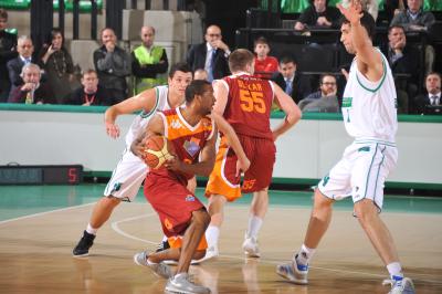 TREVISO 10 12 2011 LBA, CAMPIONATO 2011-2012 BENETTON TREVISO BASKET - LOTTOMATICA ROMA
