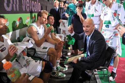 TREVISO 10 12 2011 LBA, CAMPIONATO 2011-2012 BENETTON TREVISO BASKET - LOTTOMATICA ROMA