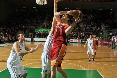 TREVISO 10 12 2011 LBA, CAMPIONATO 2011-2012 BENETTON TREVISO BASKET - LOTTOMATICA ROMA