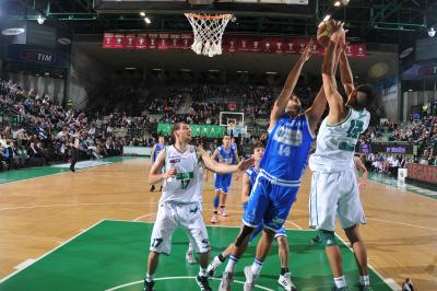 TREVISO 17 12 2011 LBA, CAMPIONATO 2011-2012 BENETTON TREVISO BASKET - BANCO DI SARDEGNA SASSARI
