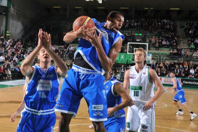 TREVISO 17 12 2011 LBA, CAMPIONATO 2011-2012 BENETTON TREVISO BASKET - BANCO DI SARDEGNA SASSARI