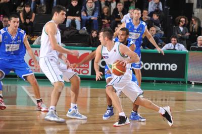 TREVISO 17 12 2011 LBA, CAMPIONATO 2011-2012 BENETTON TREVISO BASKET - BANCO DI SARDEGNA SASSARI
