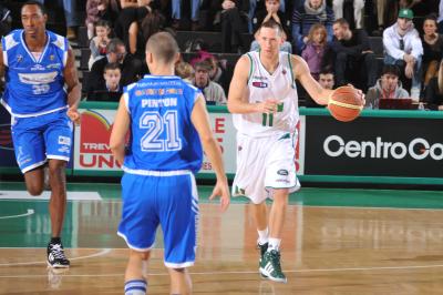 TREVISO 17 12 2011 LBA, CAMPIONATO 2011-2012 BENETTON TREVISO BASKET - BANCO DI SARDEGNA SASSARI