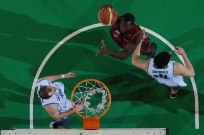 TREVISO 08 01 2012 LBA, CAMPIONATO 2011-2012 BENETTON TREVISO BASKET - UMANA REYER VENEZIA